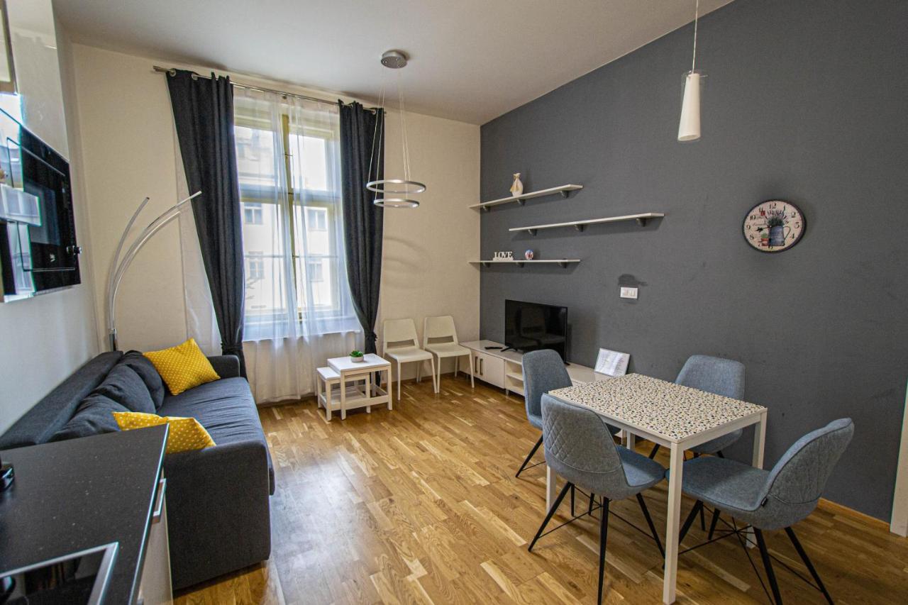 Stylish Apartment In Prague Best Gastronomic Area Esterno foto