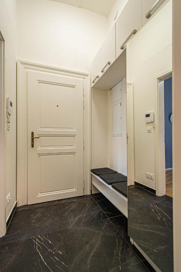 Stylish Apartment In Prague Best Gastronomic Area Esterno foto
